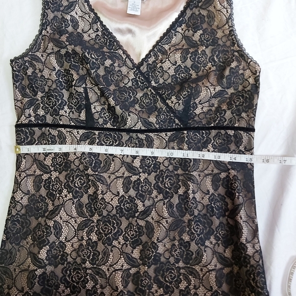 Ann Taylor LOFT Lace Midi Dress - Picture 6 of 9